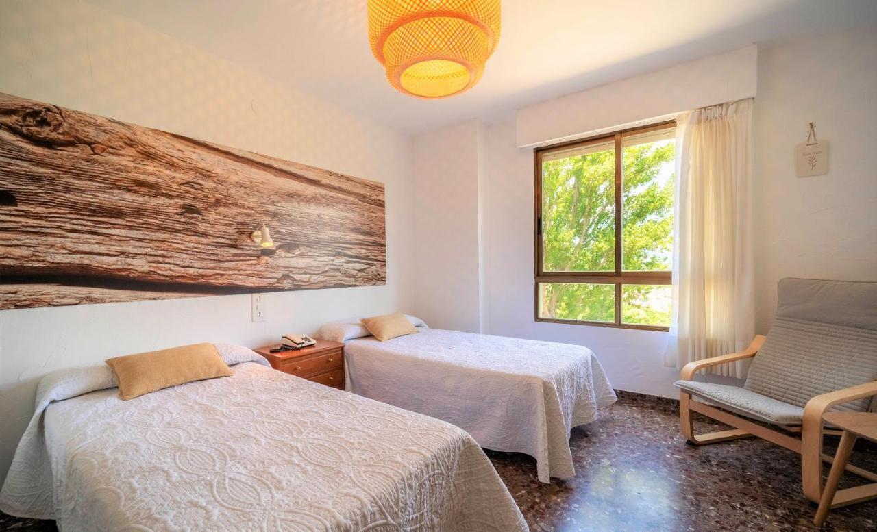 Hotel Roig ベナサル エクステリア 写真